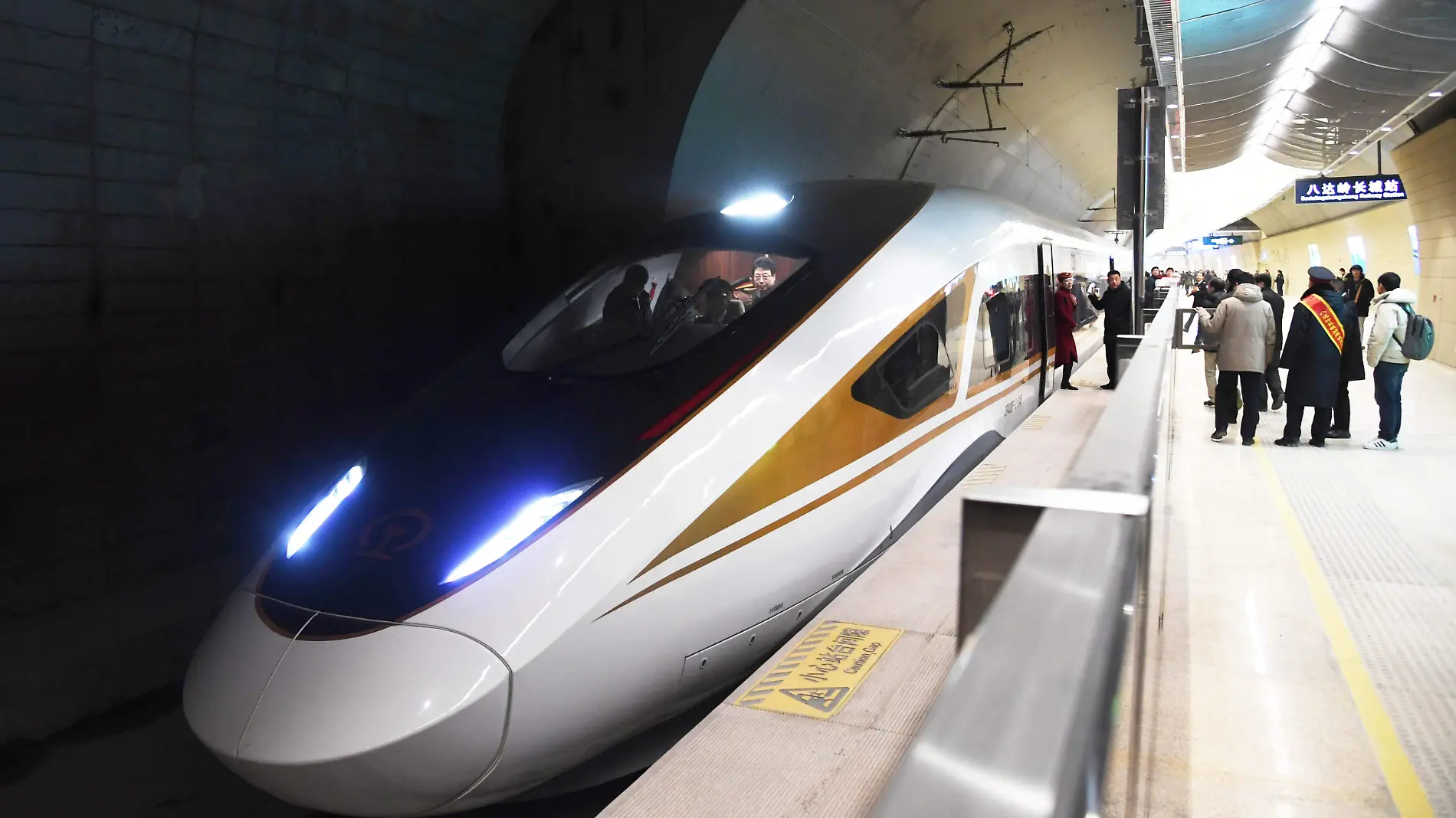 TREN BEIJIN-ALTA VELOCIDAD-xinhua (2)